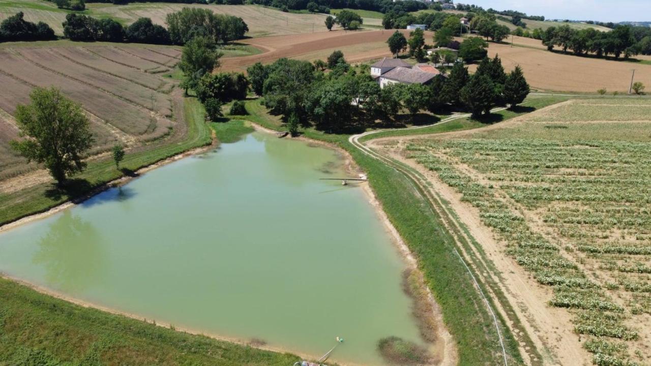 Cocoon, bord de lac, piscine chauffée 11 per Plieux Exterior foto